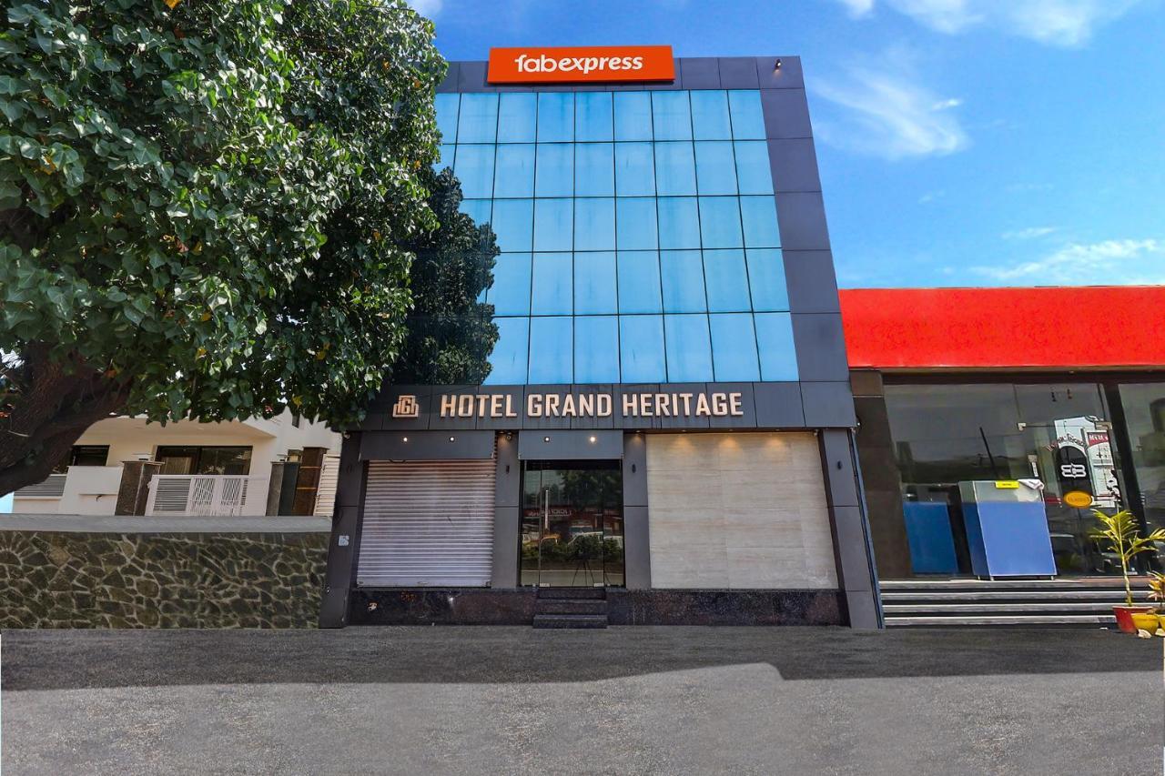 FabExpress Grand Heritage Kurla West Mumbai Exterior foto